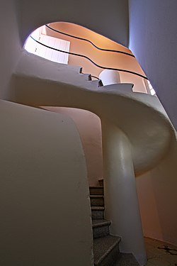 Casa Batlló, Barcelona, Spanien, Treppe zum Dachausgang