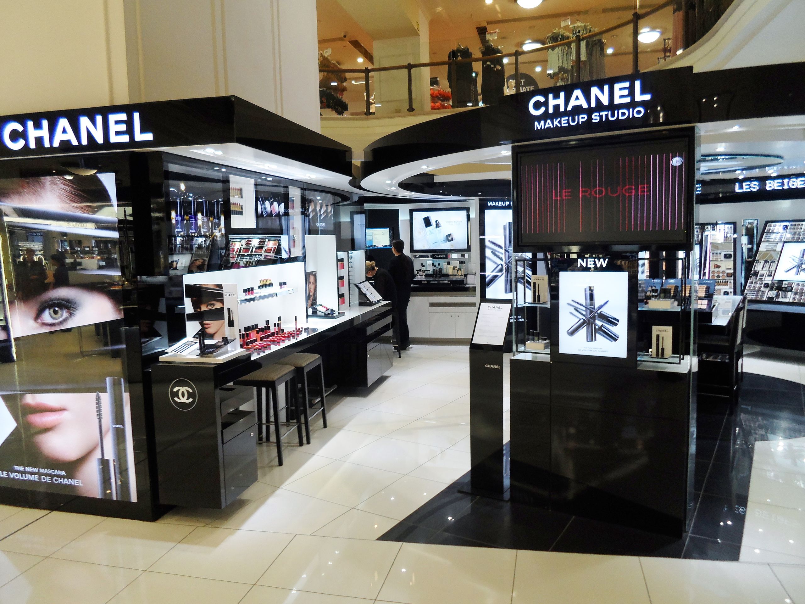 File:Chanel Makeup MYER Sydney City 2013.jpg - Wikipedia
