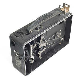 <span class="mw-page-title-main">Ciné-Kodak</span> First 16 mm camera