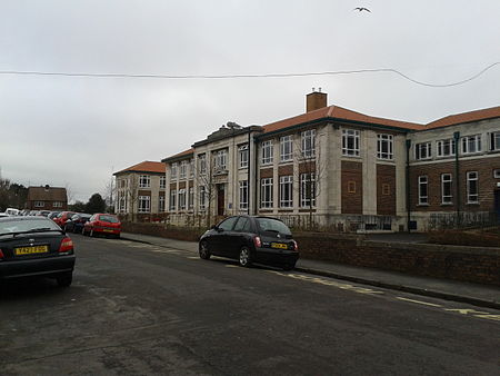 Cotham School (geograph 2818702)