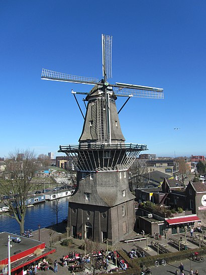 How to get to Molen De Gooyer with public transit - About the place
