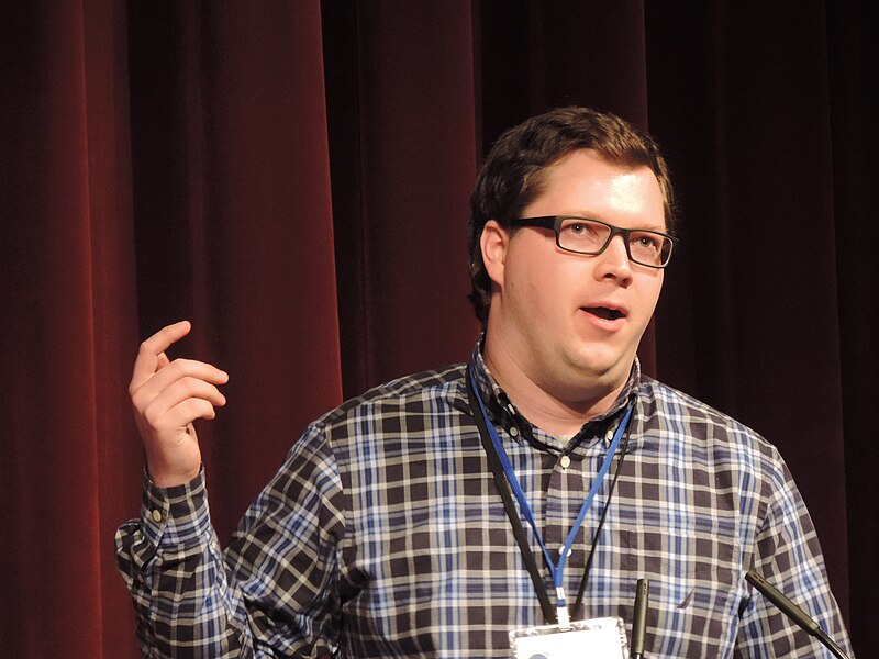 File:Dominic McDevitt-Parks, WCUSA 2015 auditorium jeh.jpg