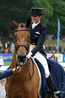 Dressurpferd mit Reiterin Pferd International 2011.JPG