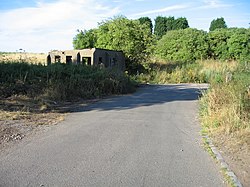 Antigua sala de guardia abandonada en el sitio de la RAF Abbots Bromley en 2006.