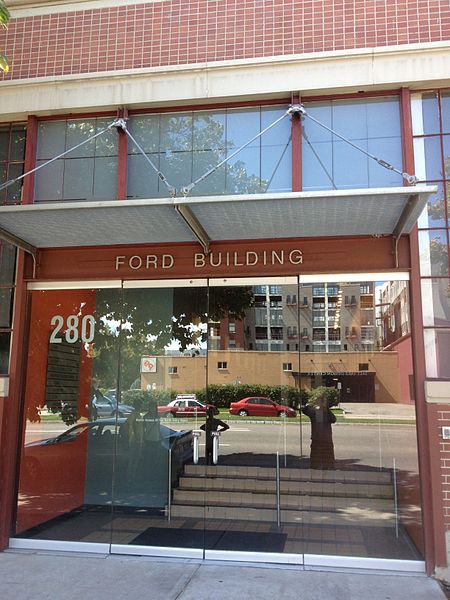 File:Ford Motor Company Service Building Salt Lake City 2.JPG