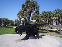 Gun relocated from Fort Dade to Fort DeSoto, Florida Fort Desoto06.jpg