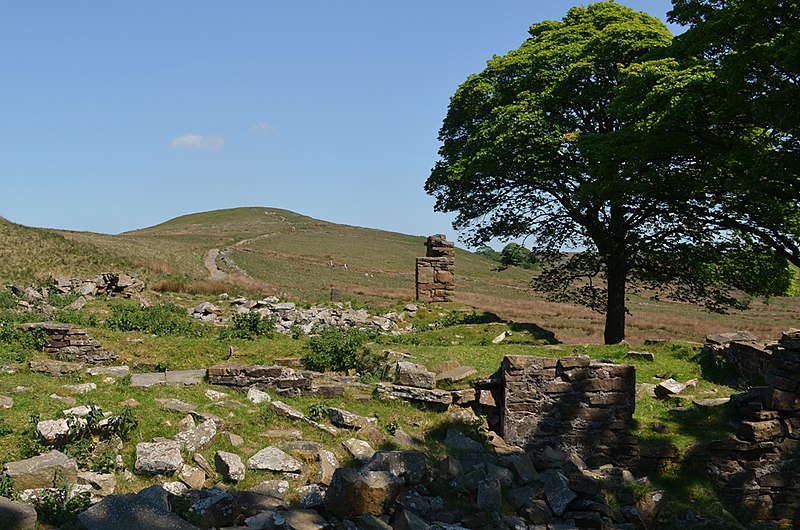 File:Great Hill from Drinkwaters Farm.jpg