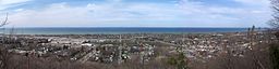 Grimsby, Ontario panorama.jpg