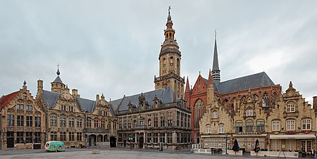 Grote Markt, Veurne (DSCF9659 DSCF9664)