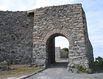 Vale Castle 15th-century gatehouse Guernsey July 2010 Vale Castle 11.jpg