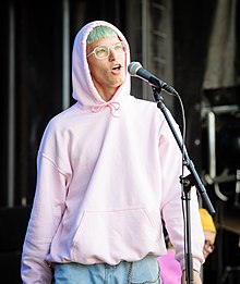 Gus Dapperton in Norway in 2018