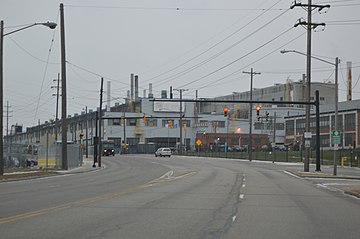 Fichier:Harvard_Avenue_industrial_zone.jpg