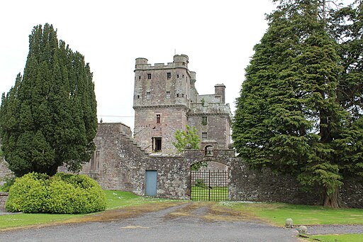 Hoddom Castle - geograph.org.uk - 4528454