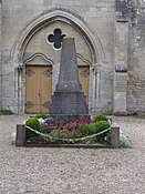 Houdancourt (Oise) Monument aux morts.JPG