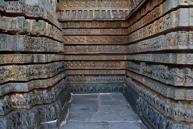 File:Hoysalesvara Temple walls with full of minute inscription.JPG