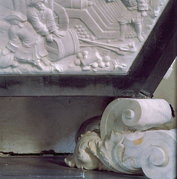 File:Interieur, grafmonument Menno van Coehoorn, detail schede - Wijckel - 20354730 - RCE.jpg