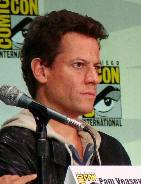 Gruffudd at 2011 Comic-Con International