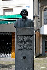 Buste de Jean-Marie Mengue