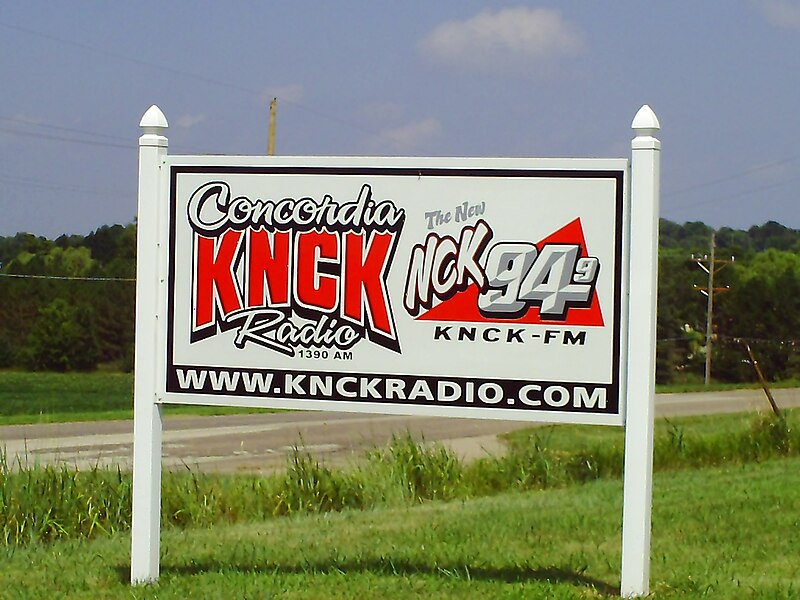 File:KNCK Radio Sign.jpg