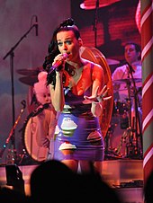Katy Perry: Biografi, Gaya dan tema muzik, Imej umum