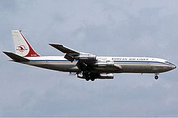 Korean Air Lines Boeing 707 Haafke.jpg