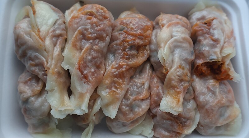 File:Korean Kimchi Mandu.jpg