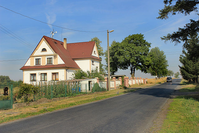 File:Kotovice, house No 38.jpg - Wikimedia Commons