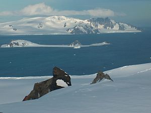 Kukeri Nunataks