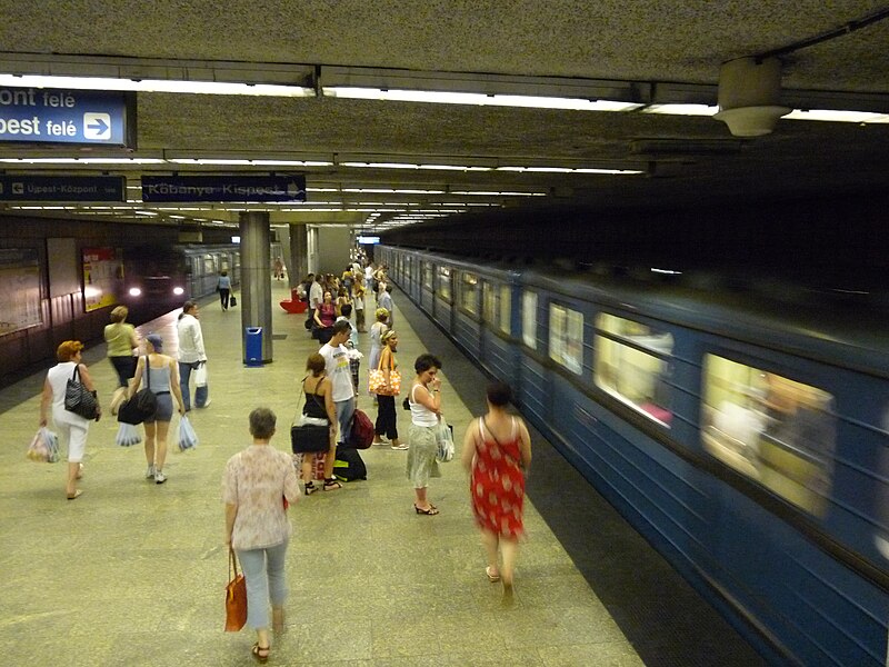 File:Lehel tér subway station Budapest.JPG