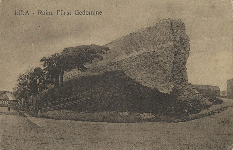 File:Lidzki zamak. Лідзкі замак (1901-14, 1915).jpg