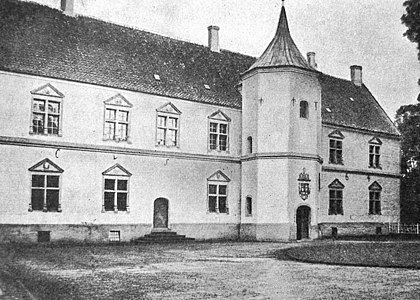 Lindenborg set fra gårdspladsen, 1923