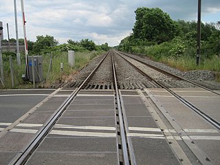 <span class="mw-page-title-main">Littleton and Badsey railway station</span> Former railway station in Worcestershire, England