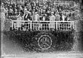 Loge fleurie van de ACFF (Automobile Club feminine de France), in het centrum (de) Hertogin van Uzès (tijdens de vrouwendag op het Autodrome de Monthléry, 12 juni 1927) - (persfoto) - (Agency Rol) .jpg