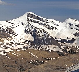 Lynx Mountain near Mount Robson.jpg