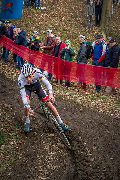 File:Mathieu van der Poel (24397231172).jpg