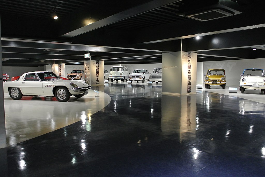 Mazda Museum - panoramio