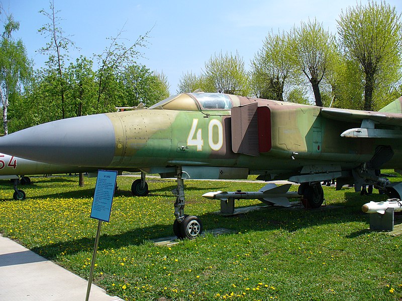 File:MiG-23MLD 2007 G5.jpg