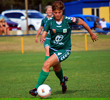 Heyman playing for Canberra United in 2010 Michelleheyman canberra.JPG