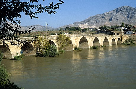 Ceyhan bridge at Mopsuestia, Turkey (3rd cent., ca. 560 rebuilt)