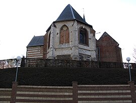 Mons-Boubert église (chevet) 1.jpg