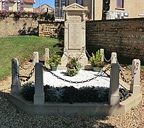 Monument aux morts de Massieux.