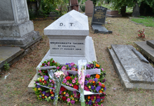 Monument of Dwarkanath Tagore at Kensal Green Cemetery renovated by Bengal Heritage Foundation on 11 August 2018 Monument of Dwarkanath Tagore at London.png