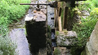 Arquivo: Moulin de Pont des Vents de Montfleur (Jura, França) - outubro de 2017 - 2.webm