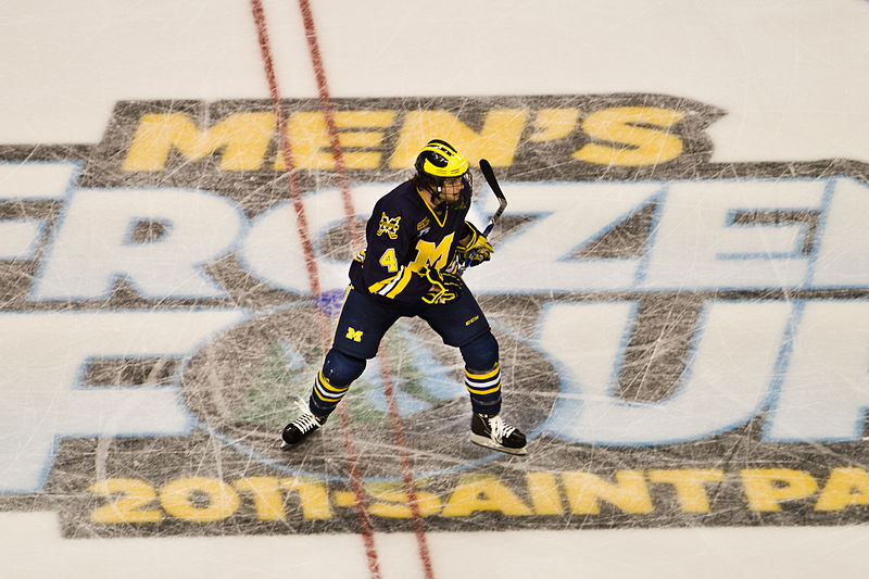 File:NCAA Frozen Four - UND Fighting Sioux vs. Michigan Wolverines (5599980795).jpg