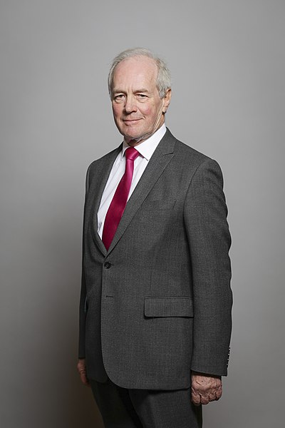 File:Official portrait of Lord Lilley.jpg