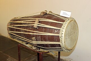 <span class="mw-page-title-main">Pakhavaj</span> Two-headed drum