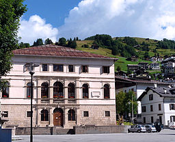 Palazzo Poli-De Pol (San Pietro di Cadore).JPG