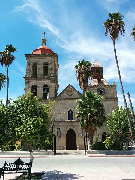 File:Parroquia de San José en Cuatrociénegas.jpg