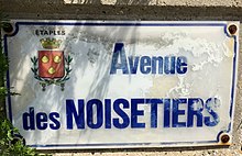 Foto av et gateskilt tatt i byen Étaples - Avenue des Noisetiers.jpg