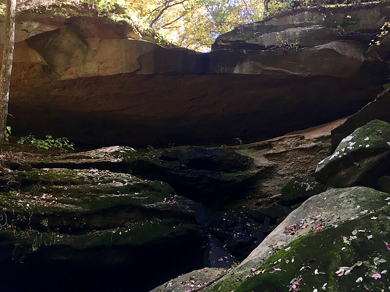 File:Piney Creek Ravine Dry Waterfall.jpg